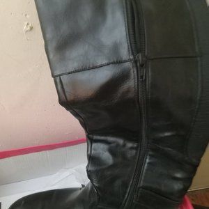 Women Navy Boots Stylish For Winter